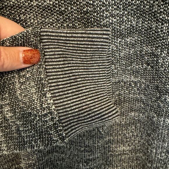 EUC Maurice's Grey Lace Up Tunic Sweater Small - Picture 9 of 9